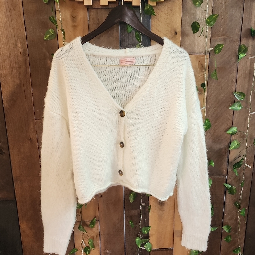Urban Outfitters Kai Cropped Cardigan White Size S.